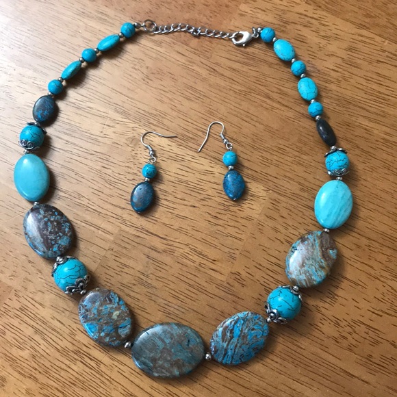 Jewelry - Turquoise Necklace And Earrings Set